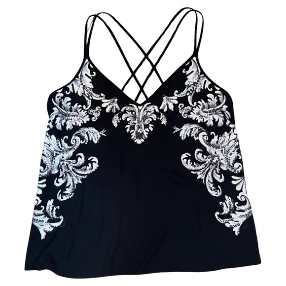 Exprese Medium v-neck strap top - Picture 1 of 5